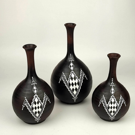 Lot de trois vase décoration main