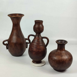 Ensemble de trois poterie laquées bois